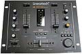 Lineartech DS-900 - Микшер для DJ с сэмплером
